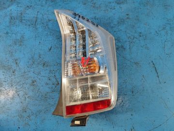 Lampa Tylna praw. TOYOTA PRIUS - 30 09-17