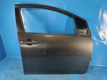 Drzwi przed. praw. TOYOTA PRIUS 16-