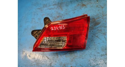 Lampa tylna wewnętrzna praw. SUBARU OUTBACK 09-14 BR Lampa tylna wewnętrzna praw. SUBARU OUTBACK 09-14 BR
