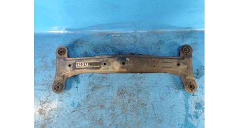 Belka tylnego zawieszenia LEXUS ES300 96-01