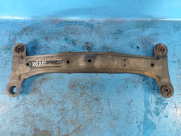 Belka tylnego zawieszenia LEXUS ES300 96-01