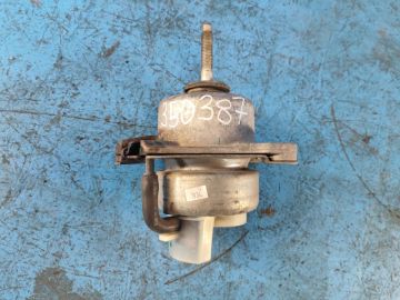 Dolna poduszka silnika lew. FORD MUSTANG 15-