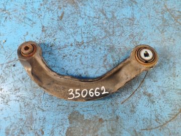 Górne poprzeczne ramię tylnego zawieszenia praw. FORD MUSTANG 15-