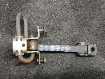 Ogranicznik drzwi przed. praw. VOLVO XC70 00–07