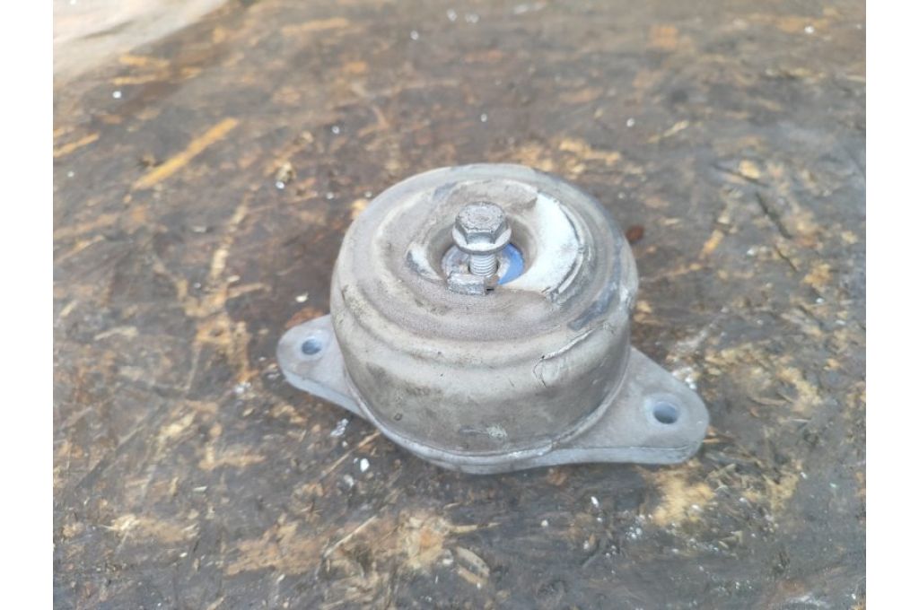 A2042401517 | Poduszka silnika MERCEDES E-CLASS W211 02-09 (351968) - Zdjęcie 4