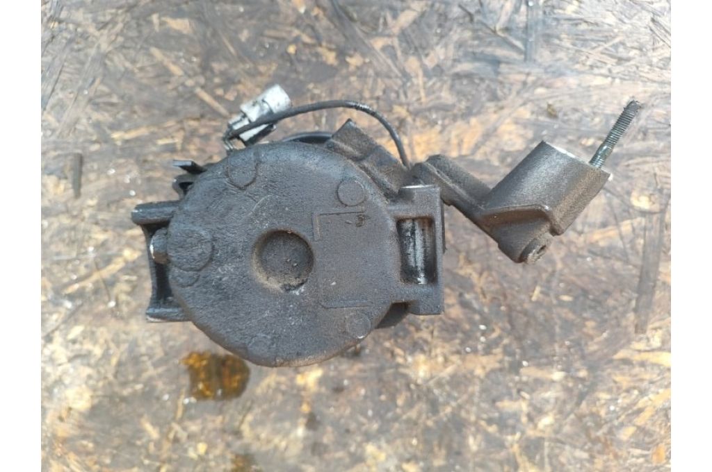 88320-48060 | Kompresor klimatyzacji LEXUS RX300 98-03 (352053) - Zdjęcie 4