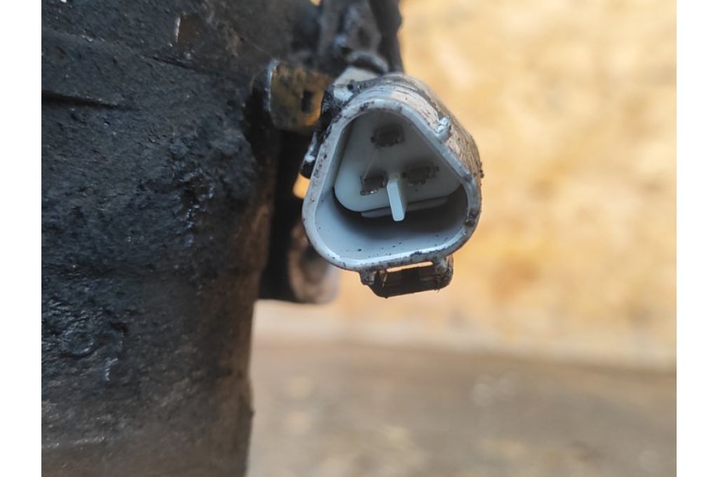 88320-48060 | Kompresor klimatyzacji LEXUS RX300 98-03 (352053) - Zdjęcie 5