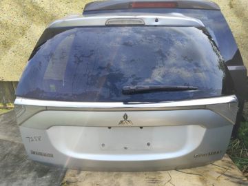 KLAPA TYLNA MITSUBISHI OUTLANDER GF 12-