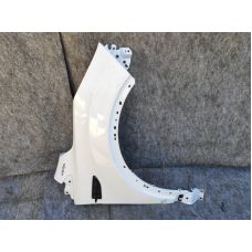 przedni błotnik praw. FORD ESCAPE 12-19