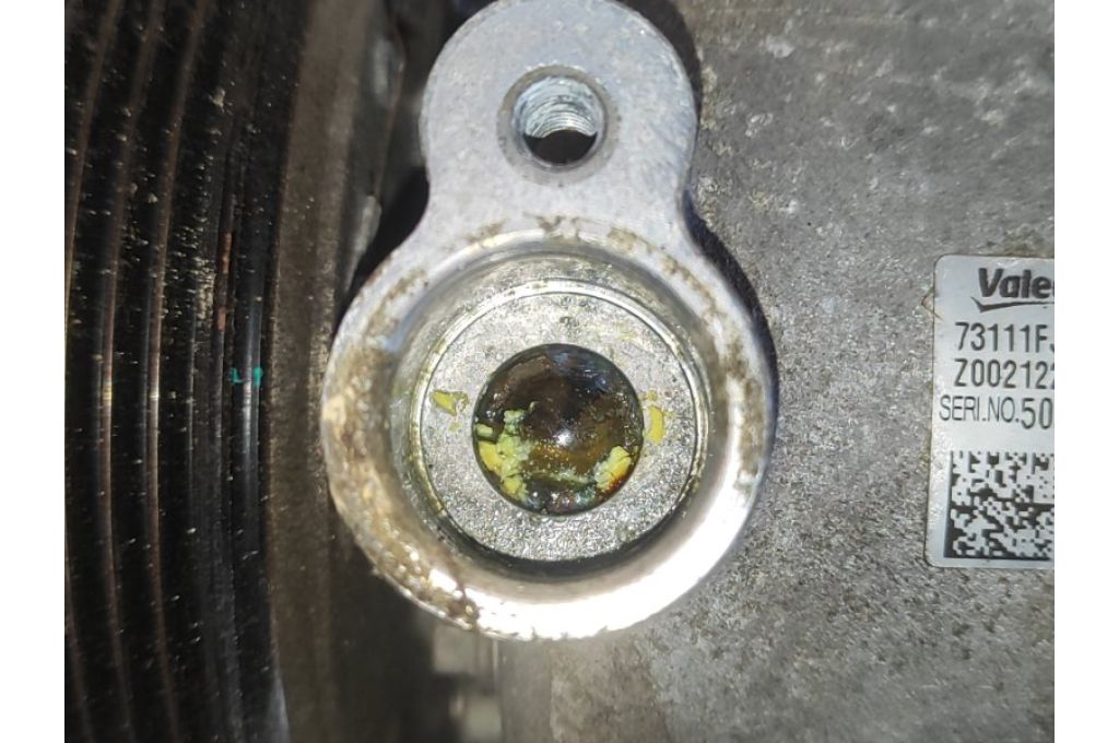 73111FJ040 | Kompresor klimatyzacji SUBARU FORESTER 12-19 (354210) 73111FJ040 | Kompresor klimatyzacji SUBARU FORESTER 12-19 (354210)