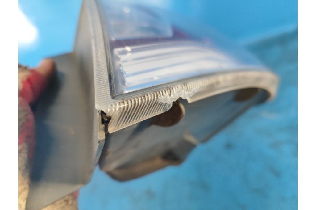 92402-4R050 | Lampa Tylna praw. HYUNDAI SONATA YF 10-14 (354338) - Zdjęcie 4