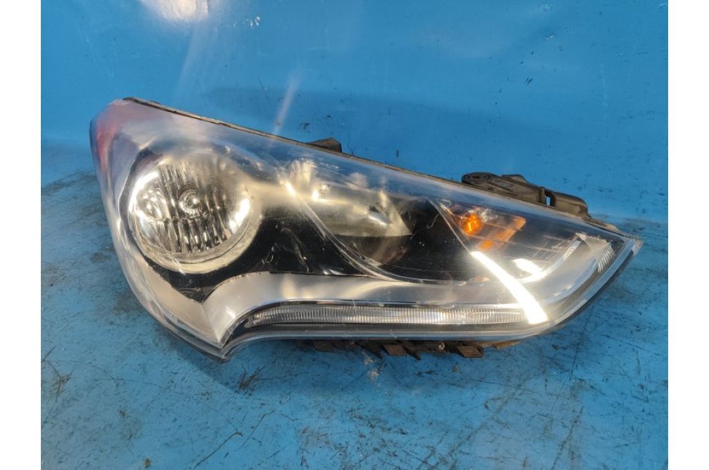 92102-2V000 | Reflektor praw. HYUNDAI VELOSTER 11-18 (354356) 92102-2V000 | Reflektor praw. HYUNDAI VELOSTER 11-18 (354356)