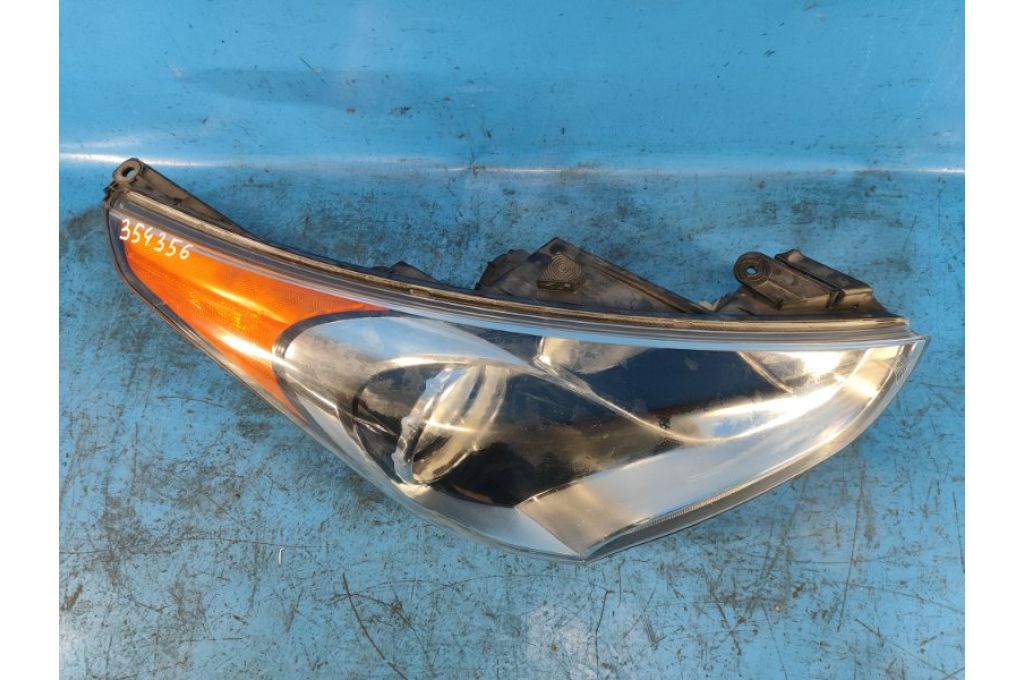 92102-2V000 | Reflektor praw. HYUNDAI VELOSTER 11-18 (354356) 92102-2V000 | Reflektor praw. HYUNDAI VELOSTER 11-18 (354356)