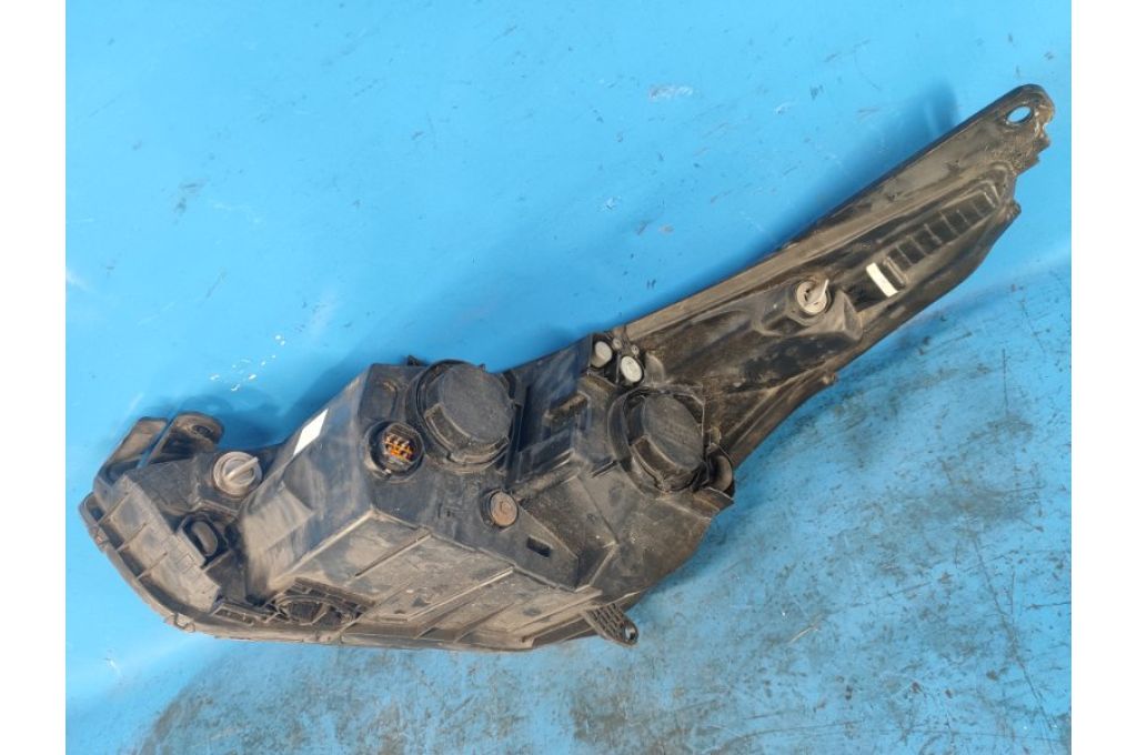 92102-2V000 | Reflektor praw. HYUNDAI VELOSTER 11-18 (354356) 92102-2V000 | Reflektor praw. HYUNDAI VELOSTER 11-18 (354356)