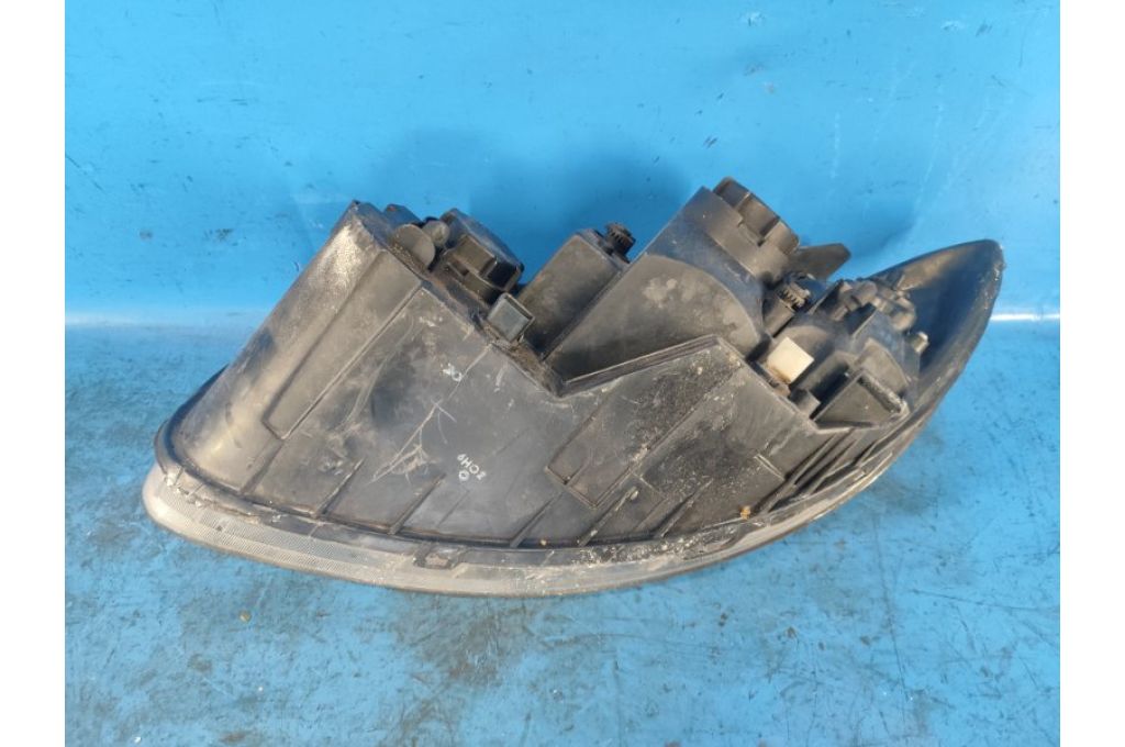 921020W050 | Reflektor praw. HYUNDAI SANTA FE (CM) 05-12 (354406) 921020W050 | Reflektor praw. HYUNDAI SANTA FE (CM) 05-12 (354406)