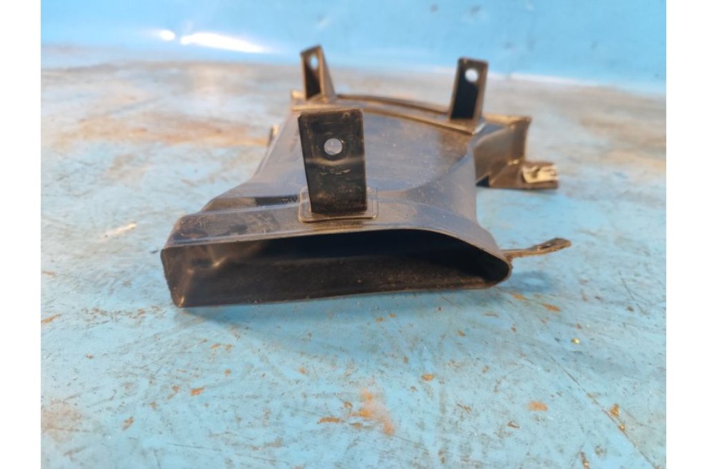 622526RA0A | Wlot powietrza przed. praw. NISSAN X-TRAIL/ROGUE T33 20- (354439) 622526RA0A | Wlot powietrza przed. praw. NISSAN X-TRAIL/ROGUE T33 20- (354439)