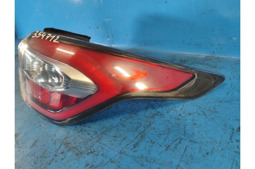 GJ5Z-13404-G | Zewnętrzna lampa praw. FORD ESCAPE 12-19 (354712) GJ5Z-13404-G | Zewnętrzna lampa praw. FORD ESCAPE 12-19 (354712)
