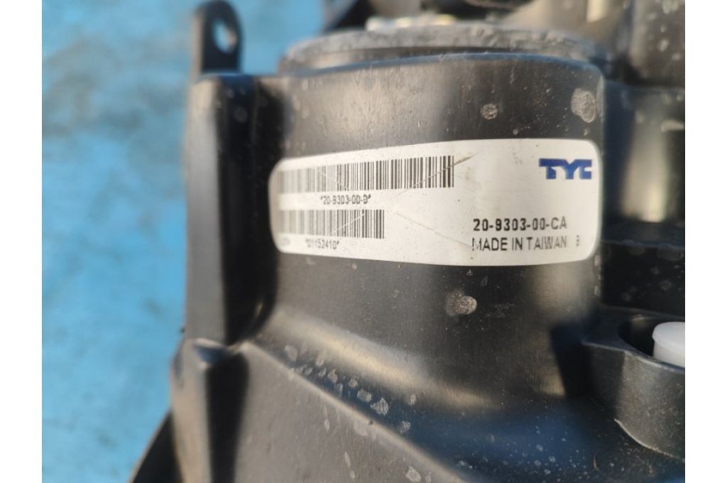 84001FJ081 | Reflektor Lampa przednia praw. SUBARU CROSSTREK 12-17 (354716) - Zdjęcie 9