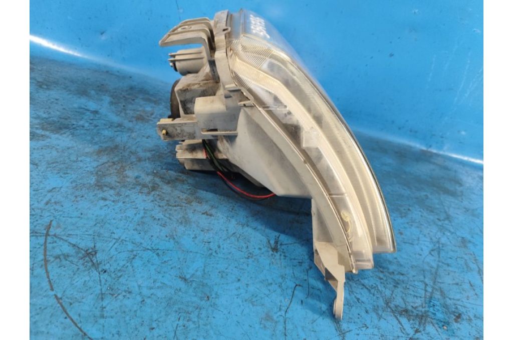 08-218-1128L | Reflektor lew. SUZUKI GRAND VITARA XL-7 01-06 (354736) 08-218-1128L | Reflektor lew. SUZUKI GRAND VITARA XL-7 01-06 (354736)