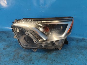Reflektor Lampa przednia lew. TOYOTA RAV4 13-19