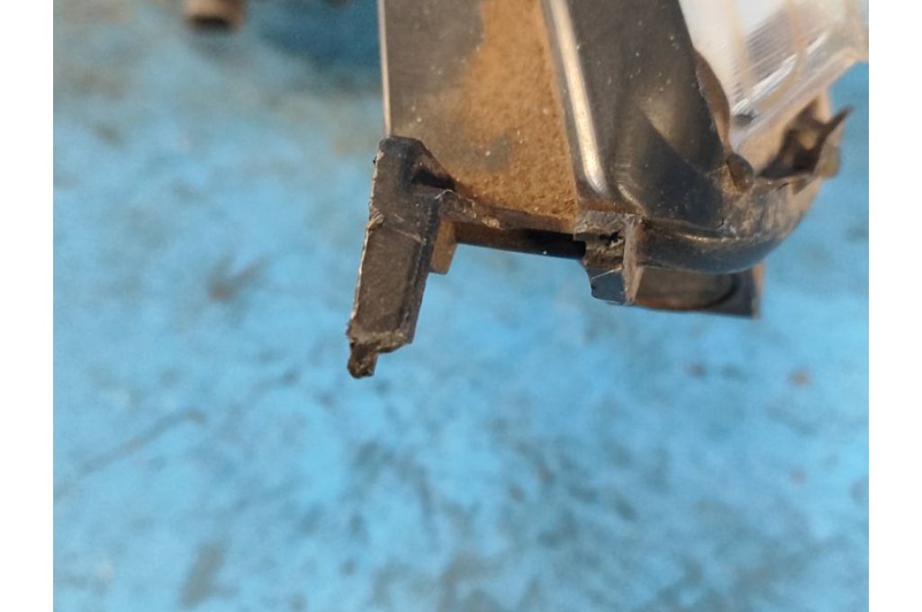 885313005E | Reflektor Lampa przednia praw. FORD EXPLORER 10-20 (354853) - Zdjęcie 5