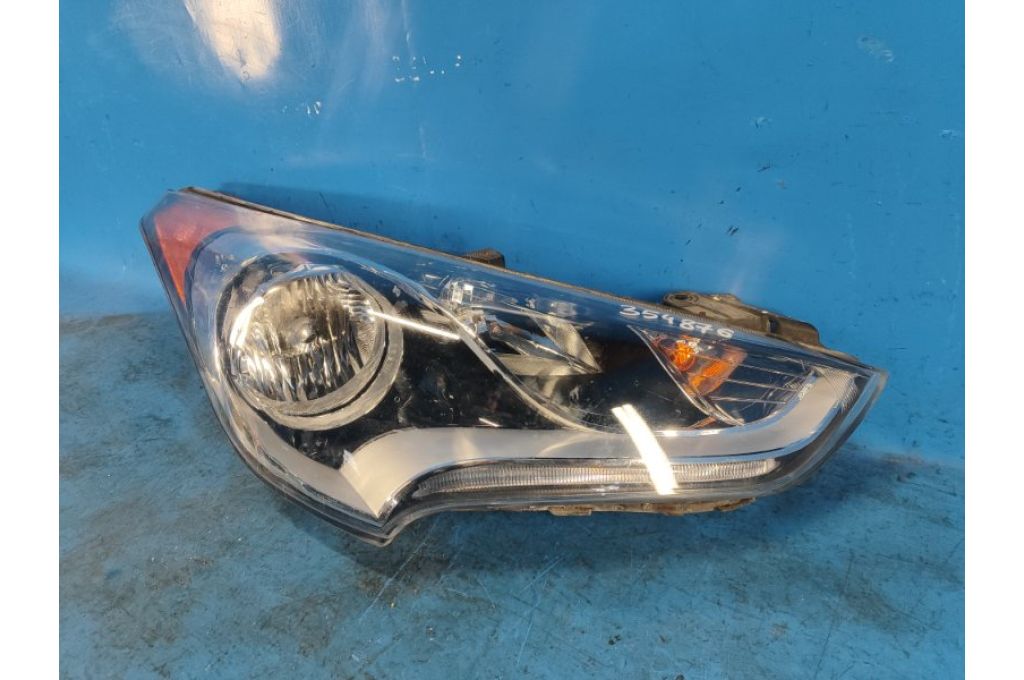 92102-2V000 | Reflektor praw. HYUNDAI VELOSTER 11-18 (354876) 92102-2V000 | Reflektor praw. HYUNDAI VELOSTER 11-18 (354876)