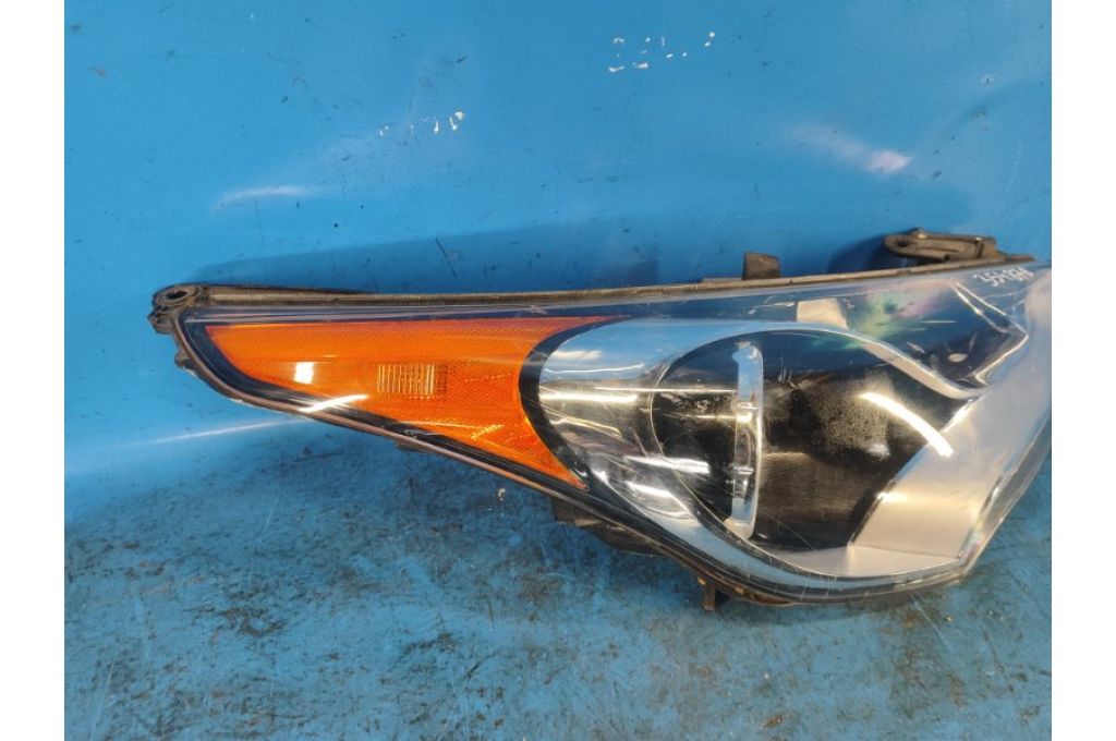 92102-2V000 | Reflektor praw. HYUNDAI VELOSTER 11-18 (354876) 92102-2V000 | Reflektor praw. HYUNDAI VELOSTER 11-18 (354876)