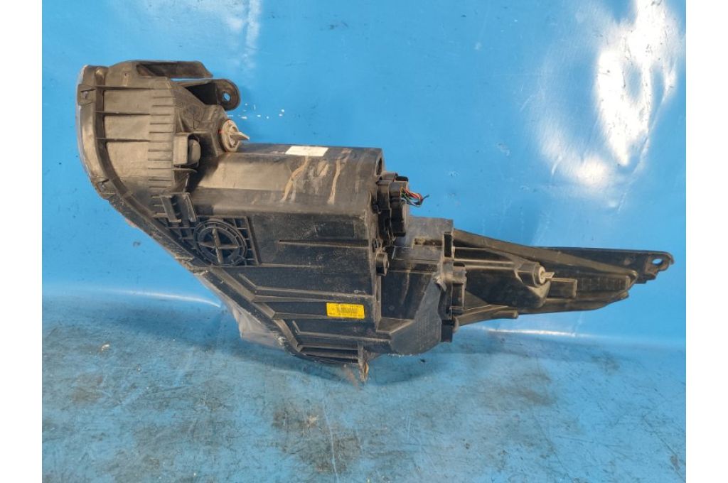 92102-2V000 | Reflektor praw. HYUNDAI VELOSTER 11-18 (354876) 92102-2V000 | Reflektor praw. HYUNDAI VELOSTER 11-18 (354876)