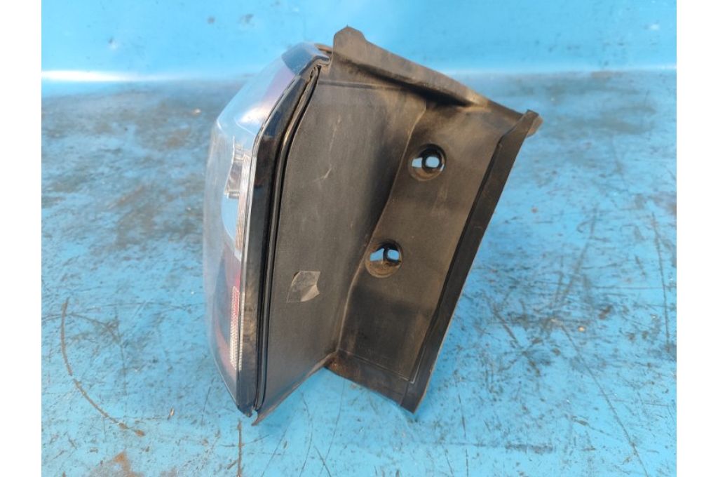 GJ5Z-13405-C | Zewnętrzna lampa lew. FORD ESCAPE 12-19 (354983) GJ5Z-13405-C | Zewnętrzna lampa lew. FORD ESCAPE 12-19 (354983)