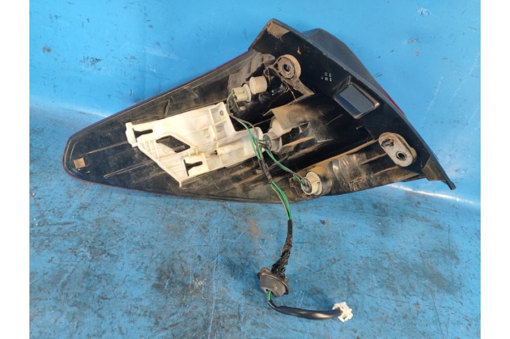 84912AJ09A | Lampa Tylna praw. SUBARU OUTBACK 09-14 BR (355007) - Zdjęcie 6