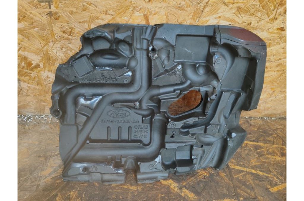GV6Z-6A94-9A | osłona dekoracyjna silnika FORD ESCAPE 12-19 (355391) GV6Z-6A94-9A | osłona dekoracyjna silnika FORD ESCAPE 12-19 (355391)