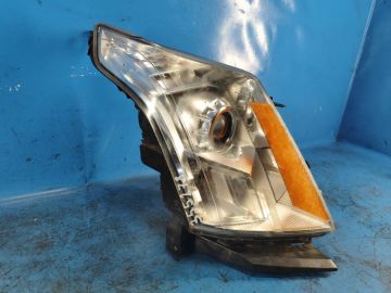 Reflektor Lampa przednia praw. CADILLAC SRX 09-16