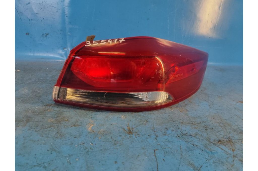 92402-F3000 | Lampa Tylna praw. HYUNDAI ELANTRA AD 16- (355417) - Zdjęcie 2
