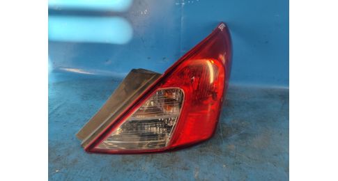 Lampa Tylna praw. NISSAN VERSA B17 11-19