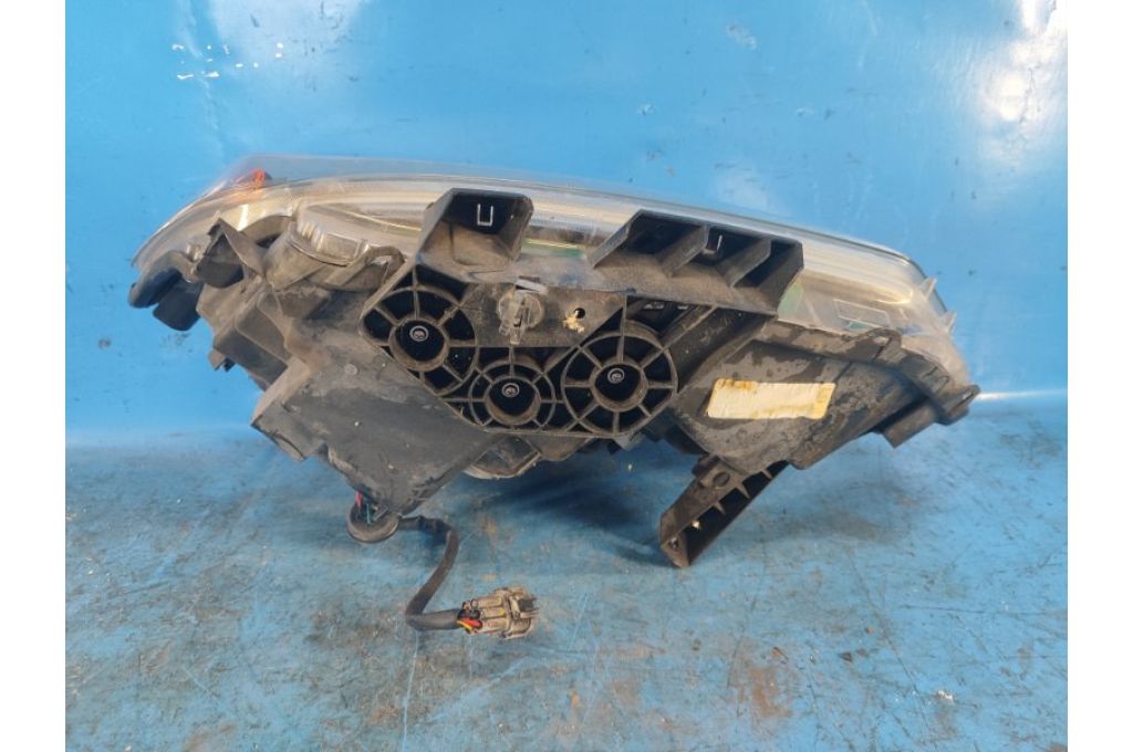 26010-4BA0A | Reflektor praw. NISSAN X-TRAIL/ROGUE T32 13-20 (355493) 26010-4BA0A | Reflektor praw. NISSAN X-TRAIL/ROGUE T32 13-20 (355493)
