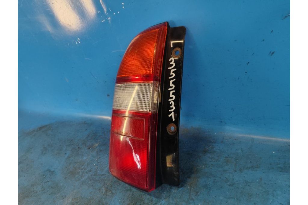 35670-65D00 | Zewnętrzna lampa lew. SUZUKI GRAND VITARA XL-7 01-06 (355531) 35670-65D00 | Zewnętrzna lampa lew. SUZUKI GRAND VITARA XL-7 01-06 (355531)