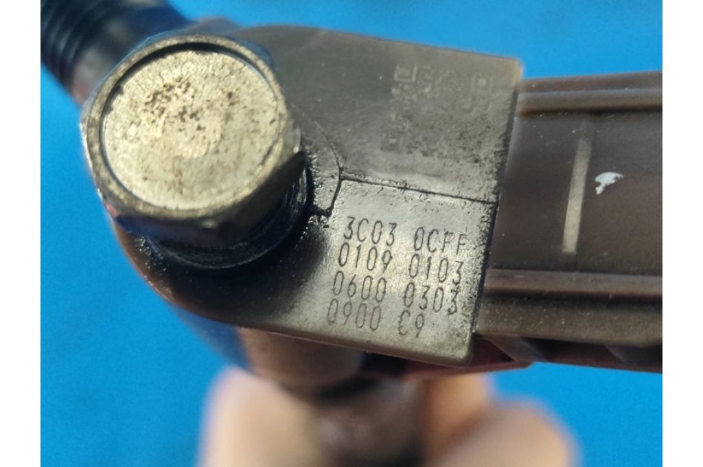 SH01-13H50 | Wtryskiwacz paliwa MAZDA CX-5 (KE) 11-17 (355564) - Zdjęcie 4