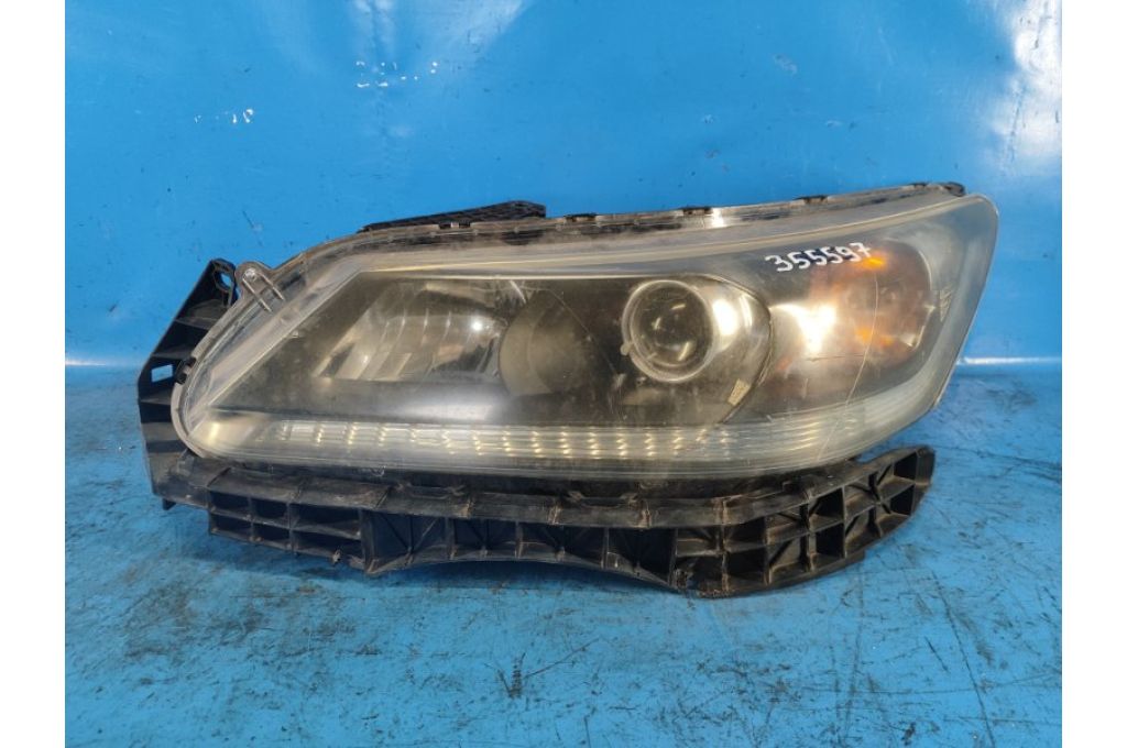 33150-T2A-A01 | Reflektor Lampa przednia lew. HONDA ACCORD CR 13-18 (355597)