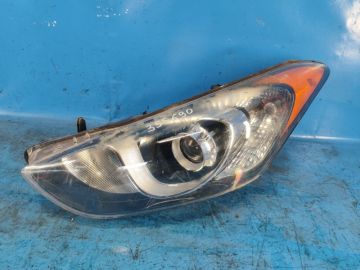Reflektor Lampa przednia lew. HYUNDAI ELANTRA GD 12-17