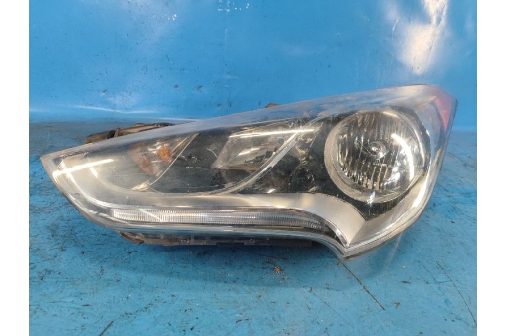 92101-2V000 | Reflektor Lampa przednia lew. HYUNDAI VELOSTER 11-18 (355695) - Zdjęcie 2