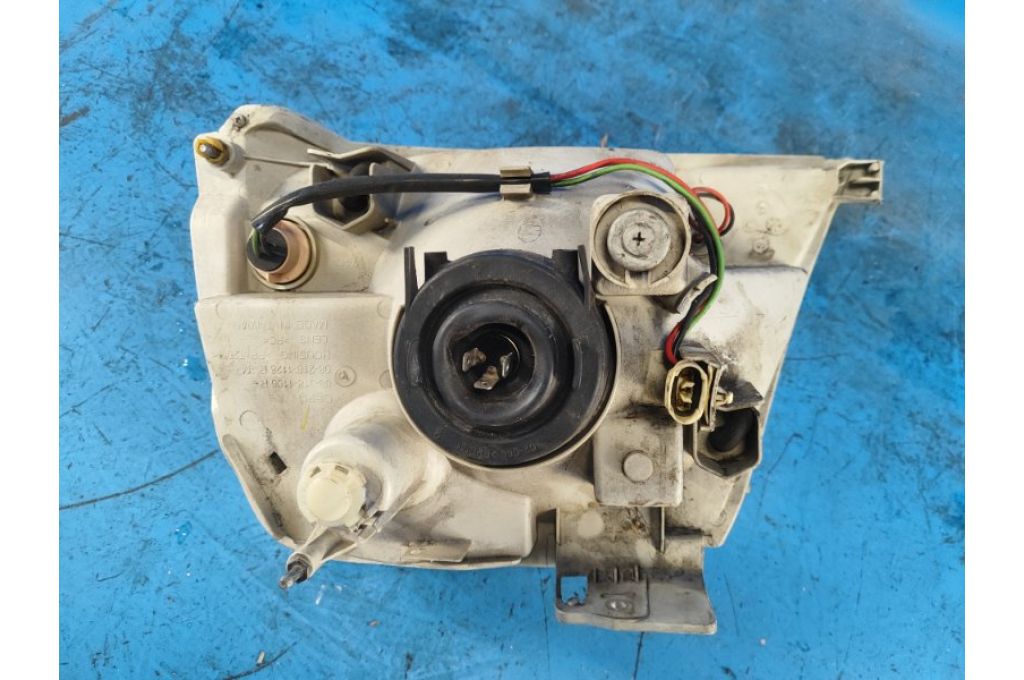 3512050J00000 | Reflektor Lampa przednia praw. SUZUKI GRAND VITARA XL-7 01-06 (355697) - Zdjęcie 4