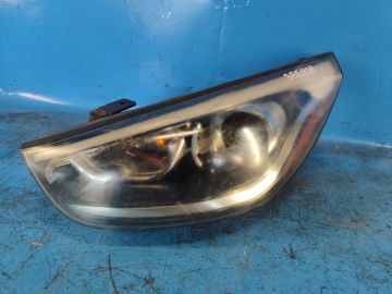 Reflektor Lampa przednia lew. HYUNDAI TUCSON LM 09-15