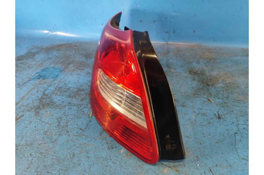 3567057L00 | Zewnętrzna lampa lew. SUZUKI KIZASHI 09-14 (355836) 3567057L00 | Zewnętrzna lampa lew. SUZUKI KIZASHI 09-14 (355836)