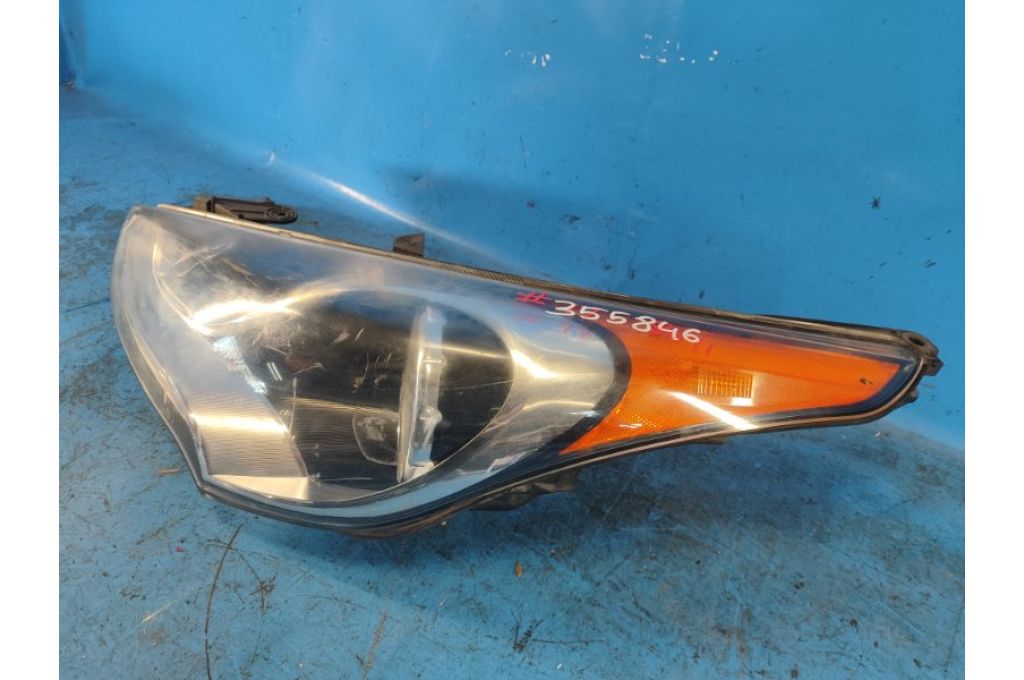 92101-2V000 | Reflektor Lampa przednia lew. HYUNDAI VELOSTER 11-18 (355846) - Zdjęcie 3