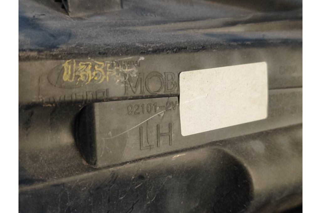 92101-2V000 | Reflektor Lampa przednia lew. HYUNDAI VELOSTER 11-18 (355846) - Zdjęcie 7