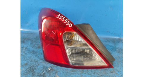 Lampa Tylna lew. NISSAN VERSA B17 11-19