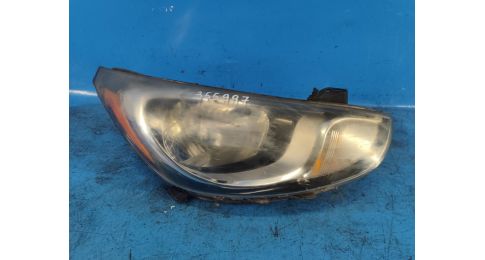 Reflektor Lampa przednia praw. HYUNDAI ACCENT RB 10-