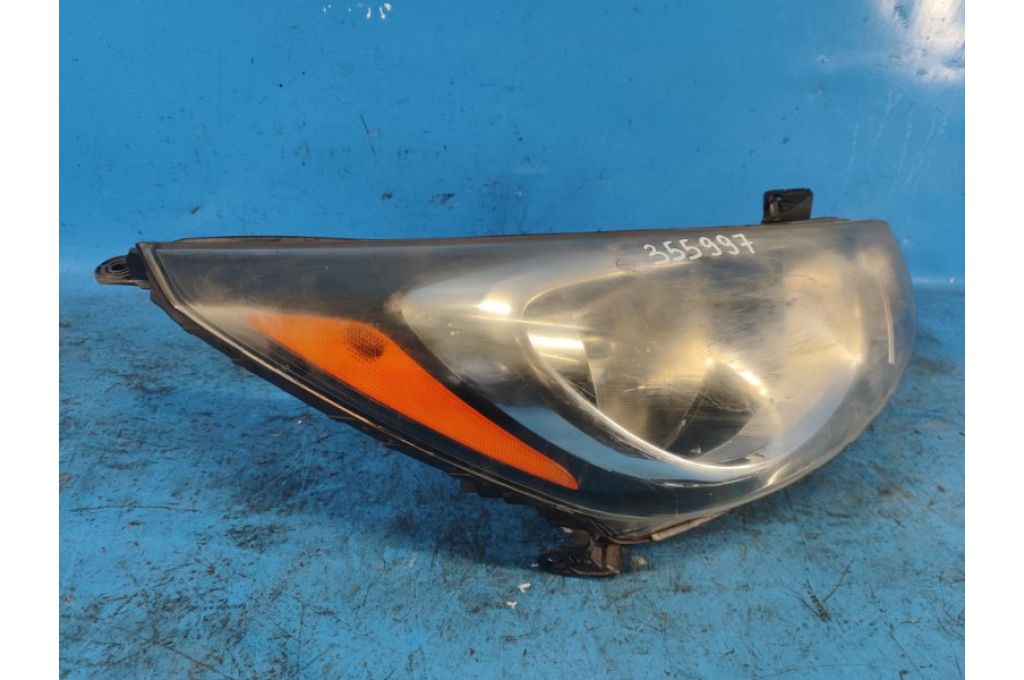 92102-1R010 | Reflektor Lampa przednia praw. HYUNDAI ACCENT RB 10- (355997) - Zdjęcie 2
