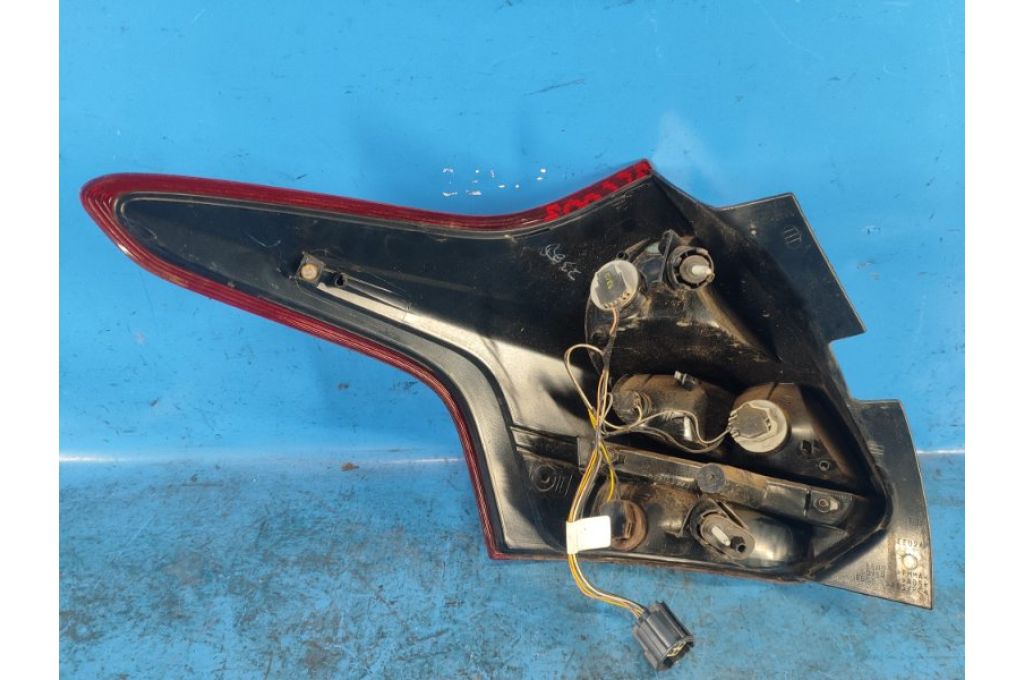 DM5Z-13404-C | Lampa Tylna praw. FORD FOCUS 10-18 (356003) - Zdjęcie 5