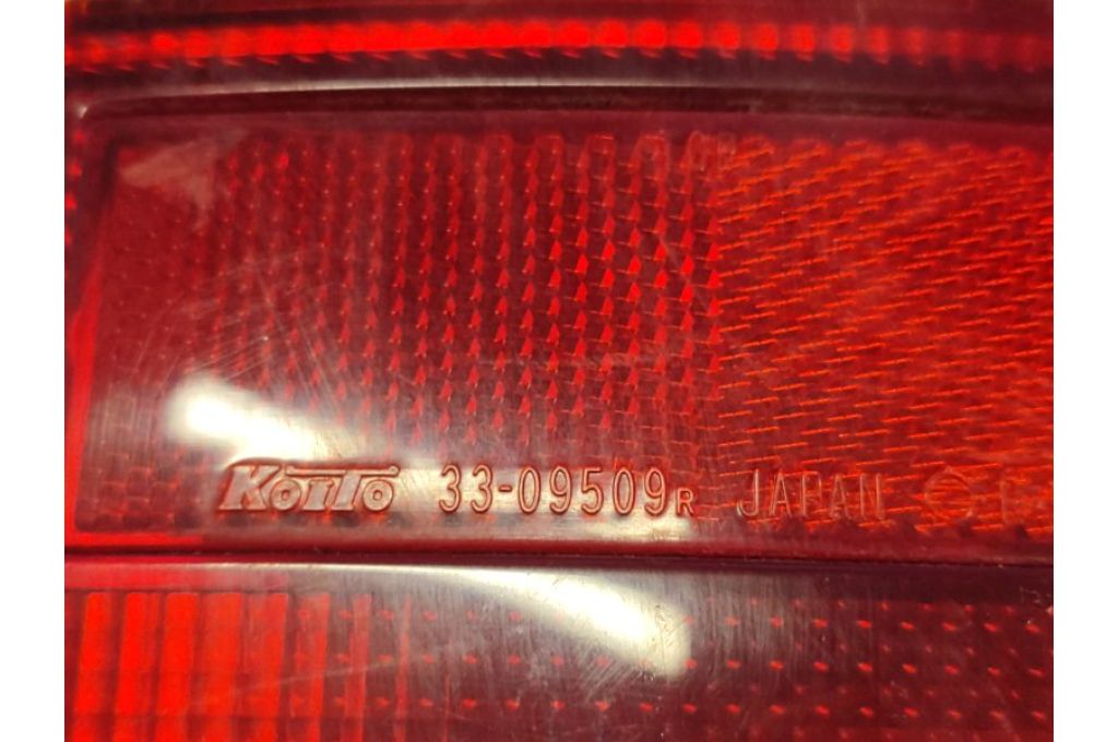 35650-65D00 | Lampa Tylna praw. SUZUKI GRAND VITARA XL-7 01-06 (356006) - Zdjęcie 3